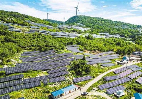 Studie zum elektrischen Leistungsverlust von Serien-Photovoltaikmodulen mit inkonsistenten Neigun...